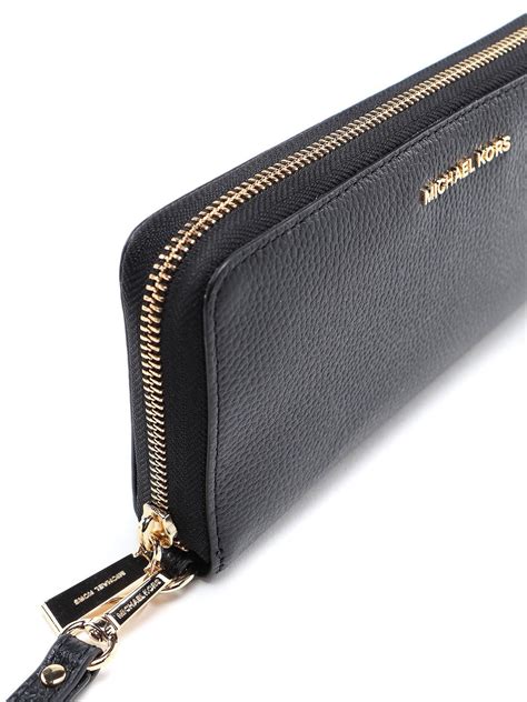 michael kors jet set black mono patent leather continental wallet|continental wristlet.